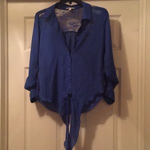 Candie's blue lace top front tie